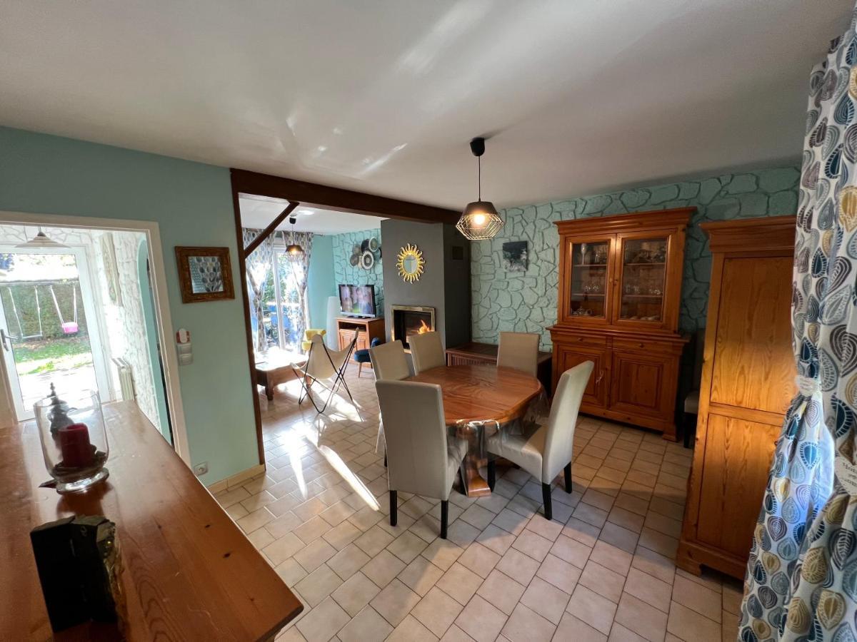 Maison Avec Piscine Et Sauna A Vire Eksteriør billede